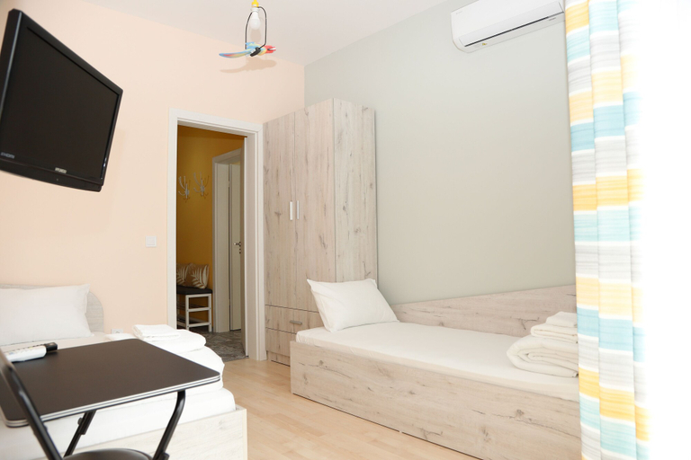Bedroom 2, Casa Maiolica in Atlantis Atmosphere, Burgas