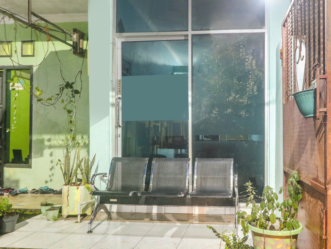 Exterior & Views 4, OYO 91262 Wisma Sido Moro, Palangkaraya