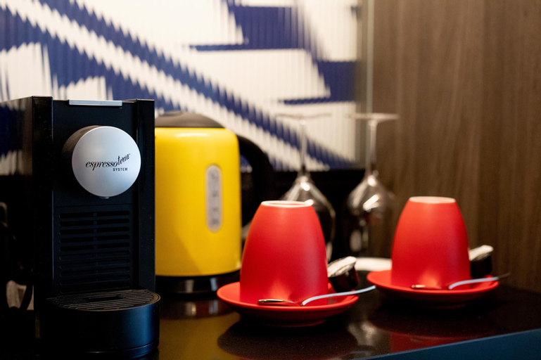 Room amenity 3