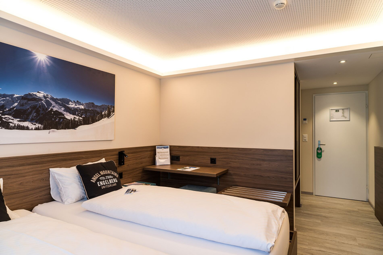 Bedroom 4, Terrace, Obwalden