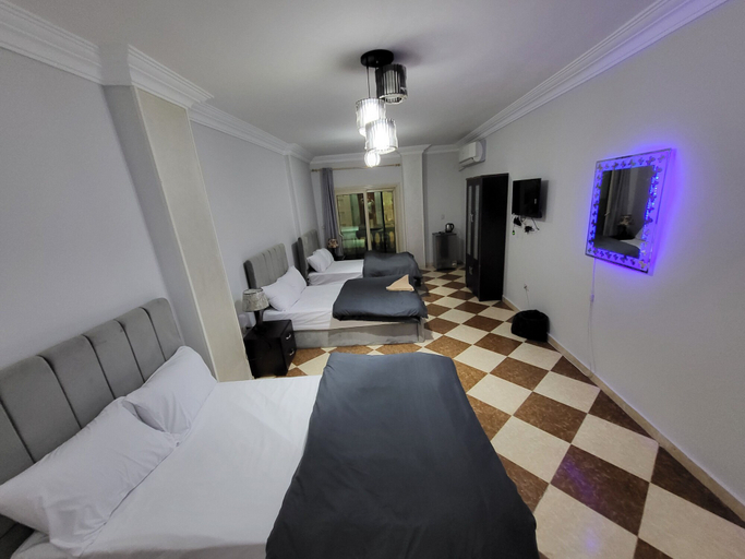 Bedroom 2, King of the view pyramids, Al-Ahram