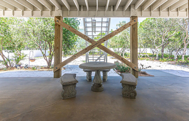 Public Area, Salty Coconut, Baldwin