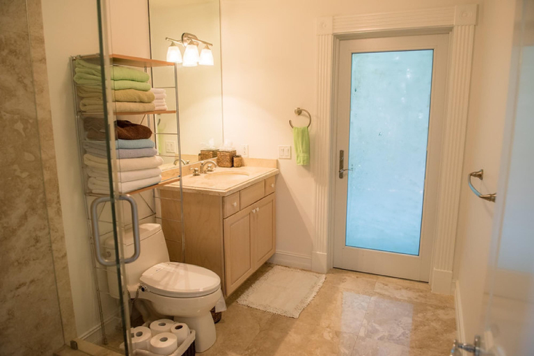 Bathroom 4, Bay Beach by Florida Keys Luxury Rentals, Monroe