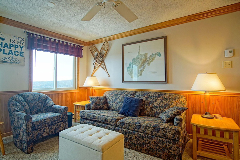 Others 5, Mountain Lodge by Casago, Pocahontas