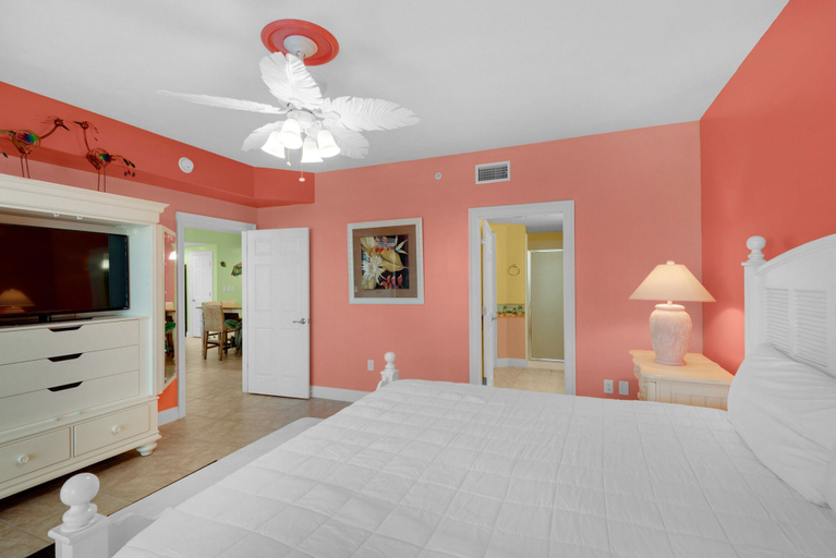 Bedroom 4, Treasure Island 0112, Bay
