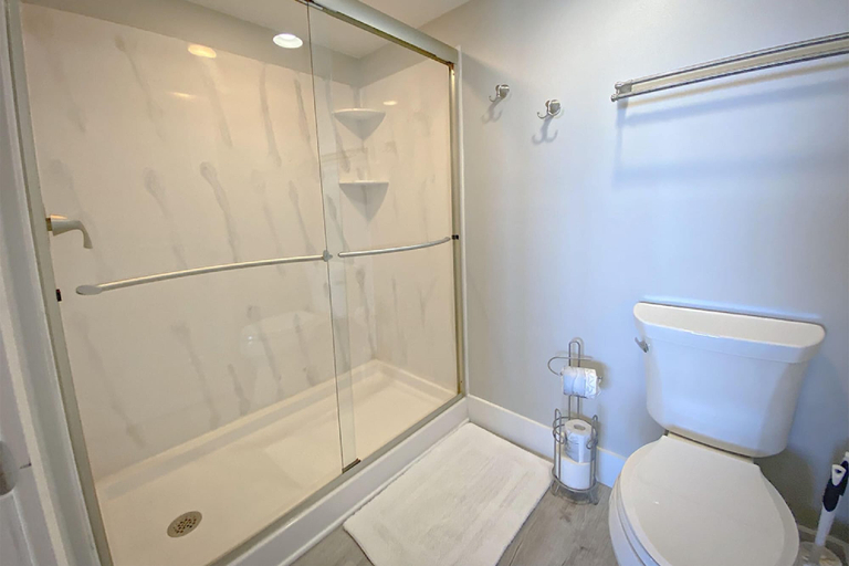 Bathroom 3, Surf' inn by Sea Scape Properties, New Hanover