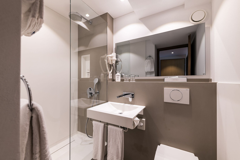 Bathroom 5, Terrace, Obwalden