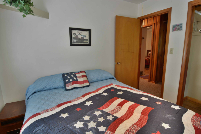 Bedroom 3, Tranquility Court, Sawyer