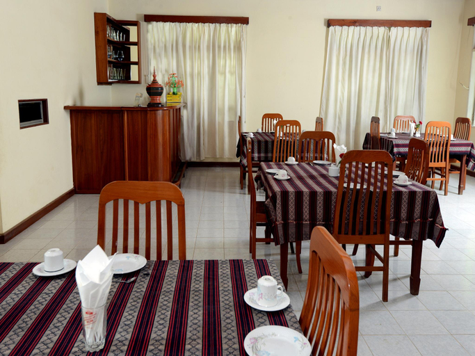 Food & Drinks 4, Kyaw Hotel Bagan, Myingyan
