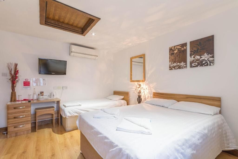 Bedroom 3, Brick Lane Hotel, London