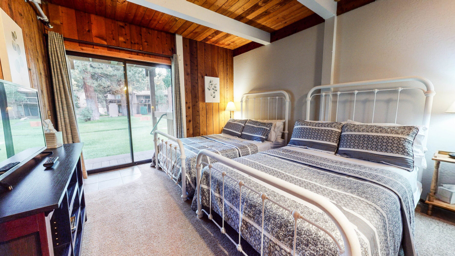 Bedroom 4, Tranquility at Villa De Los Pinos, Mono