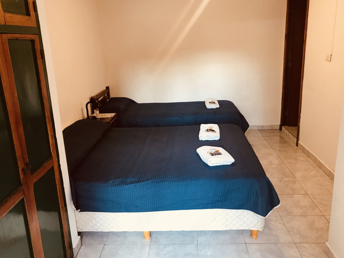 Bedroom 4, Amancay, Hostal Patagonico, Lago Argentino