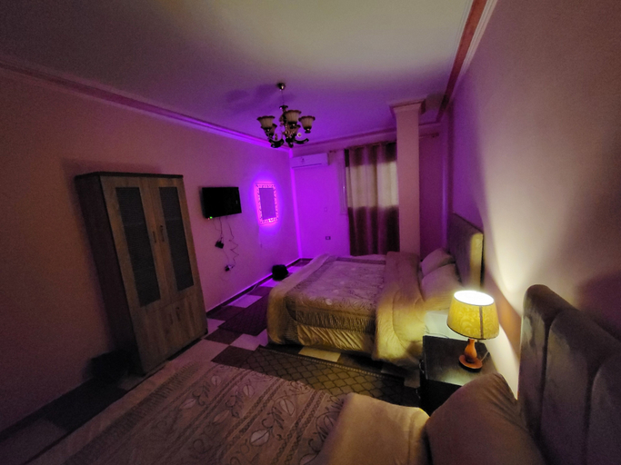 Bedroom 4, King of the view pyramids, Al-Ahram