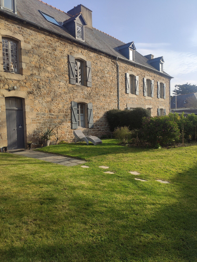 Exterior & Views 2, Appart'hotel Maison Saint Michel, Côtes-d'Armor