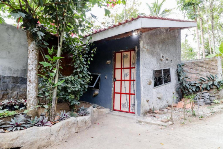 Exterior & Views 4, Omah Laras Homestay, Yogyakarta