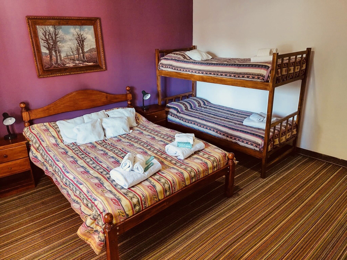Bedroom 2, Amancay, Hostal Patagonico, Lago Argentino