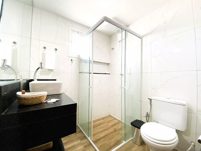 Bathroom 5, Beach Place Cumbuco por Be My Guest, Caucaia
