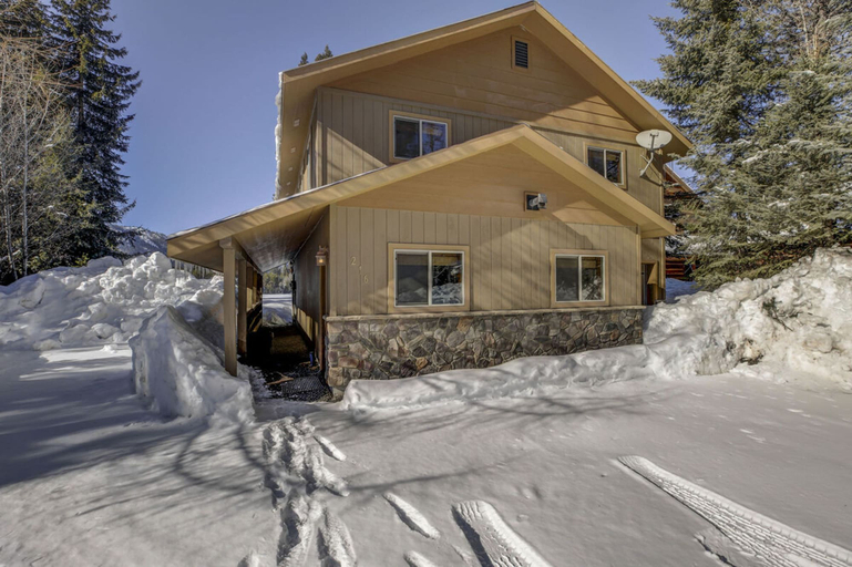 Exterior & Views 1, Lakefront Escape by Casago Mccall - Donerightmanagement, Valley