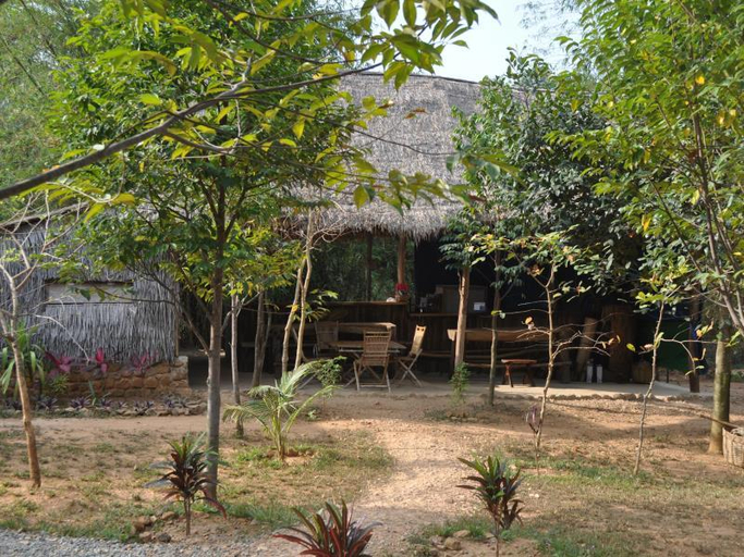 Food & Drinks 3, Khmer Hands Bungalows, Kaeb