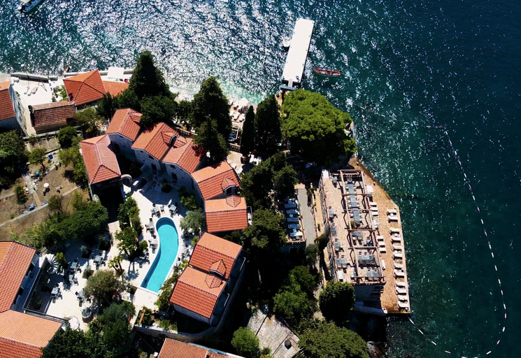 Exterior & Views 1, Forte Rose Hotel