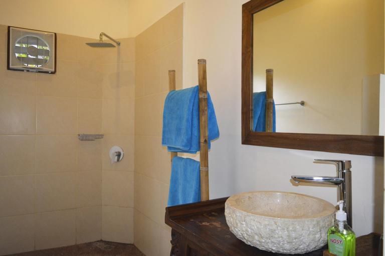 Bathroom 2, Villa Mewali, Gianyar