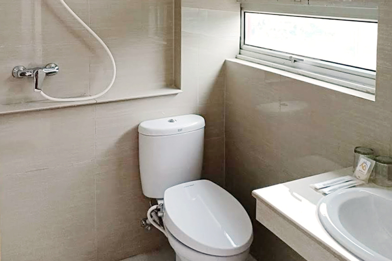 Bedroom 5, TwoSpaces Living at Maximus Inn, Palembang
