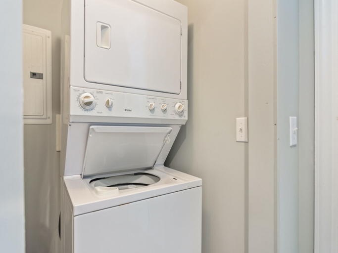 Bathroom 4, Twin Palms by Vtrips, Bay