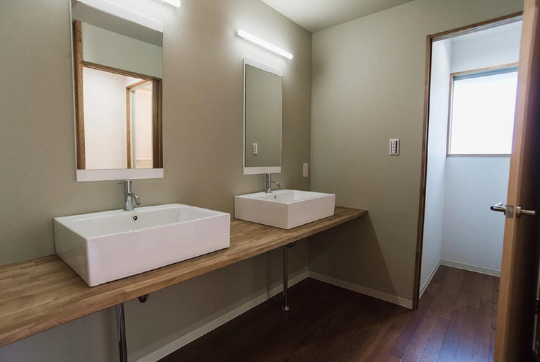 Bathroom 3, Saitosyukuba, Higashisonogi