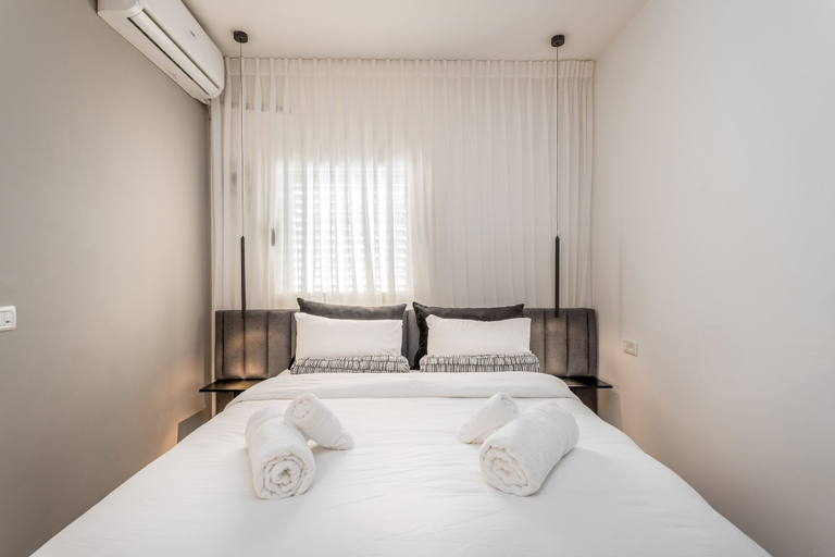 Bedroom 4, Charming One bedroom with balcony