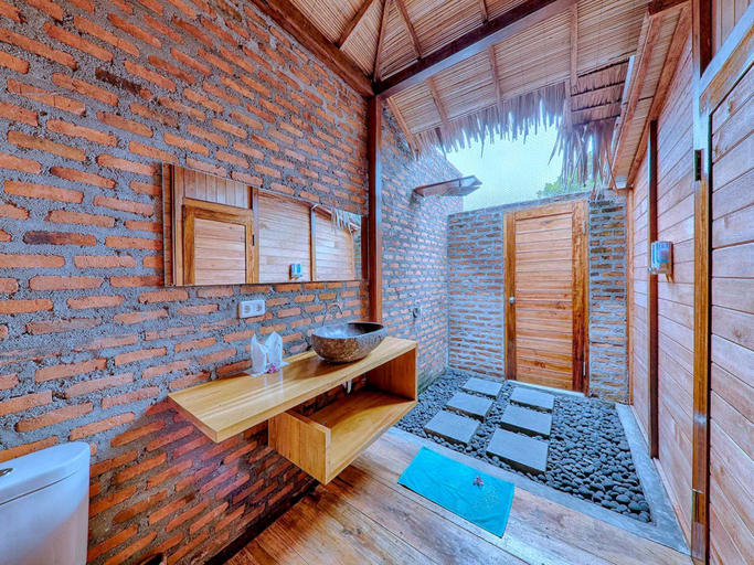 Bathroom 4, Kuda Laut Boutique Dive Resort, Manado