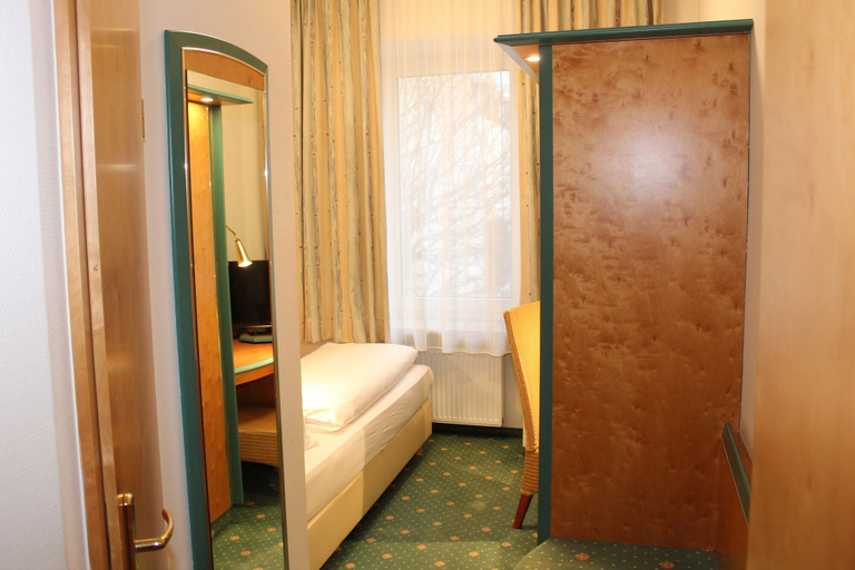 Bedroom 5, myMINGA4 - Hotel & serviced Apartments, München