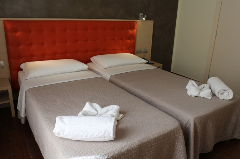 Bedroom 3, Hotel La Madonnina, Milano
