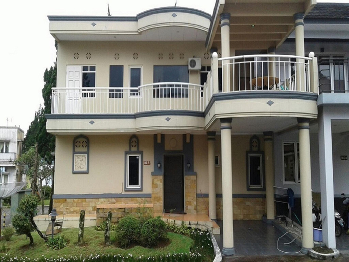 Others 4, Villa Kota Bunga Camelia, Cianjur