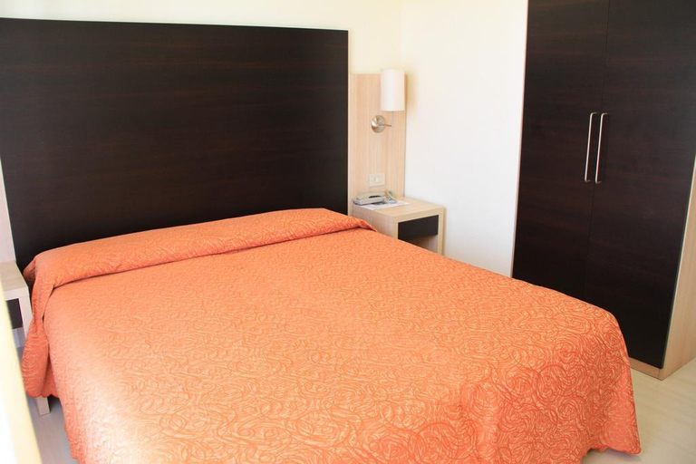 Bedroom 4, c-hotels International, Rimini