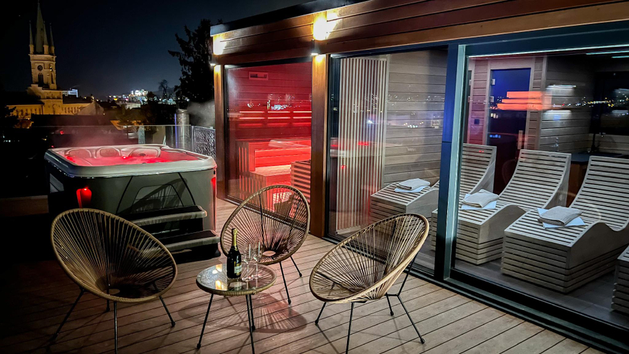 Food & Drinks 5, Boutique HOTEL11 (with ROOFTOP SPA), Nitra
