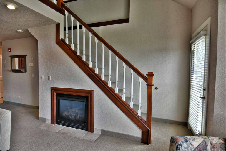 Public Area, Unit 303 BD/ 2 BA, Barron