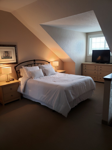 Bedroom 5, Unit 303 BD/ 2 BA, Barron
