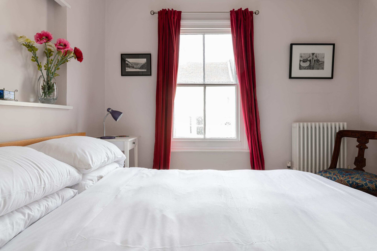 Bedroom 3, GuestReady - Scenic Home Close to Beach, Brighton and Hove