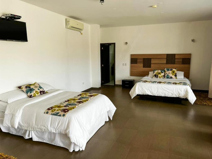 Bedroom 2, SeaSide Hotel Galapagos, San Cristóbal