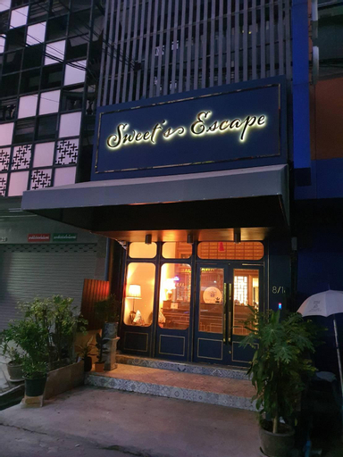 Exterior & Views 1, Sweet's Escape, Khlong Toey