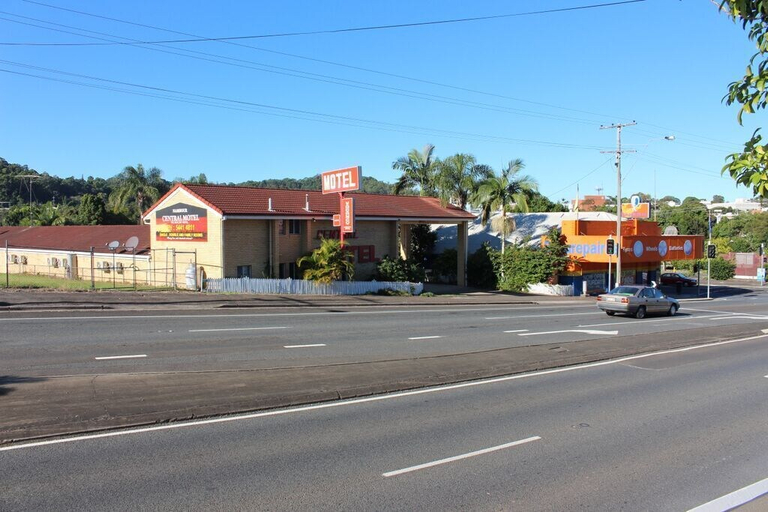Others 4, Nambour Central Motel, Maroochy - Nambour