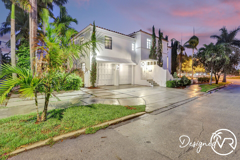 Exterior & Views 1, 7 BR Villa with Heated Pool & Gameroom, Broward