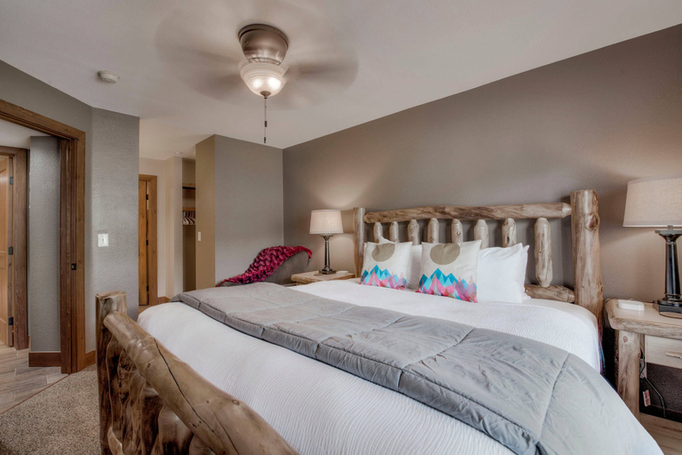 Bedroom 3, Revette Retreat, Summit
