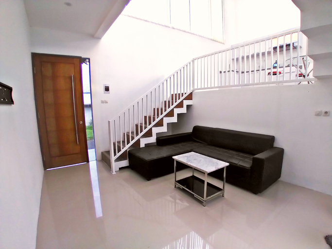 Public Area 4, Kamanda Residence, Temanggung