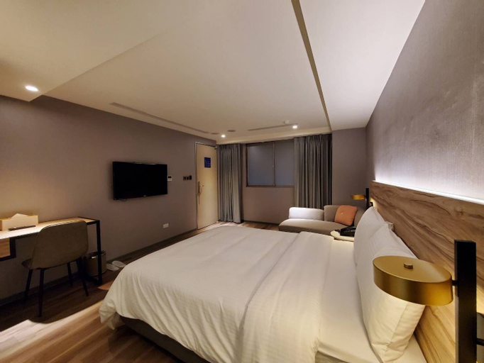 Bedroom 27