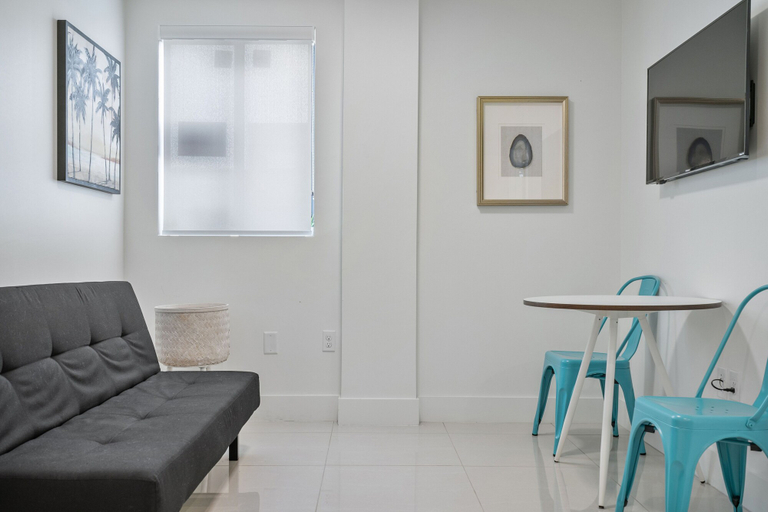 Others 5, Miami Suite 310, Miami-Dade