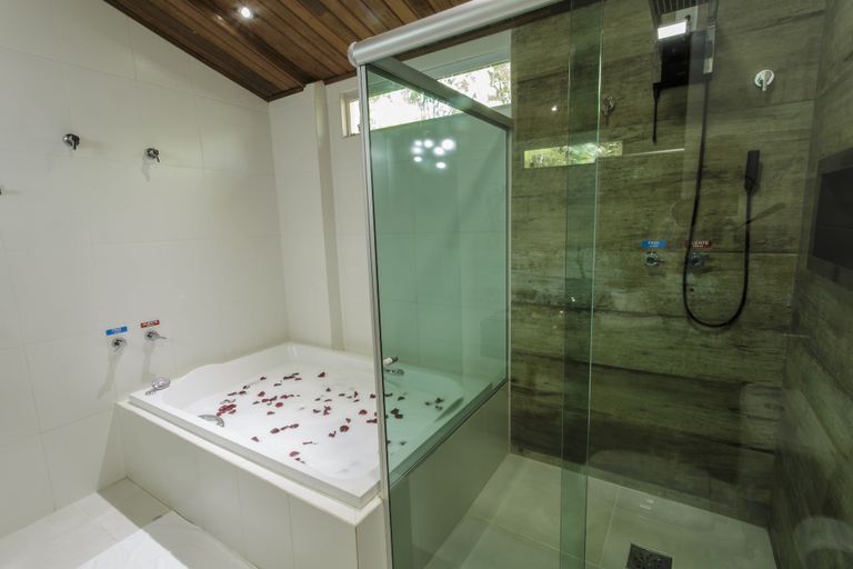 Bathroom 5, Pousada Alta Vista - Inhotim, Brumadinho