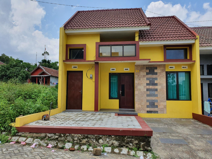 Others 5, Keisha Homestay, Malang