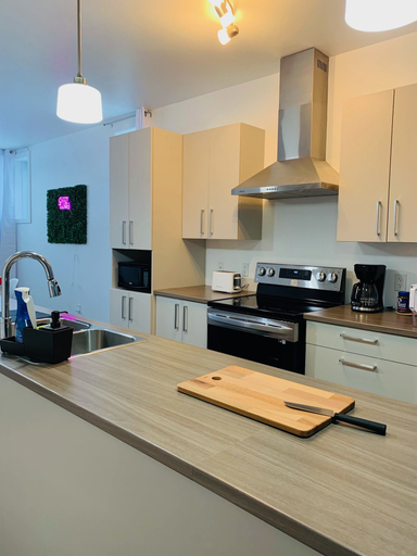 Others 5, Luxurious and Peaceful Townhouse, Communauté-Urbaine-de-l'Outaouais