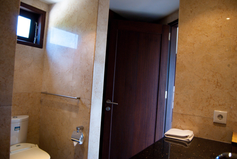 Bathroom 4, The Rishi Balangan, Badung